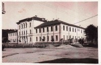 Снимки на  Аптриловската гимназия в Габрово, 1912 и 1923 г. - снимка 4